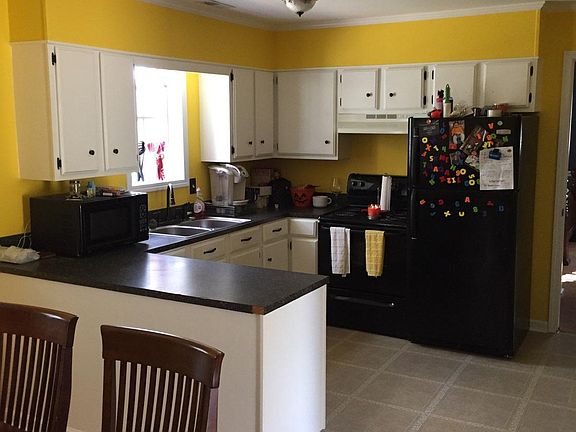 2nd image of 120 Wildwood Dr