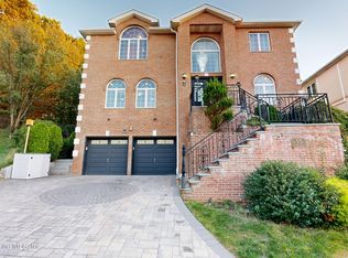 55 Nicole Loop, Staten Island, NY 10301