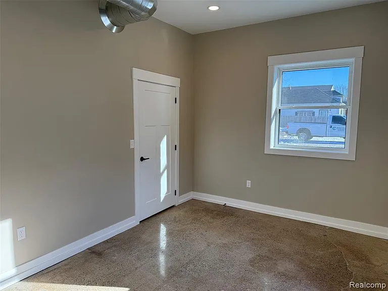23742 Greater Mack Ave — Photo 12