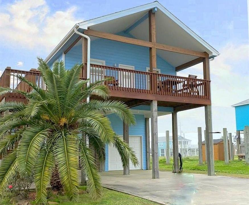 1st image of 869 Palmetto Dr