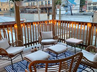 817 N Hermitage Ave APT 2, Chicago, IL 60622
