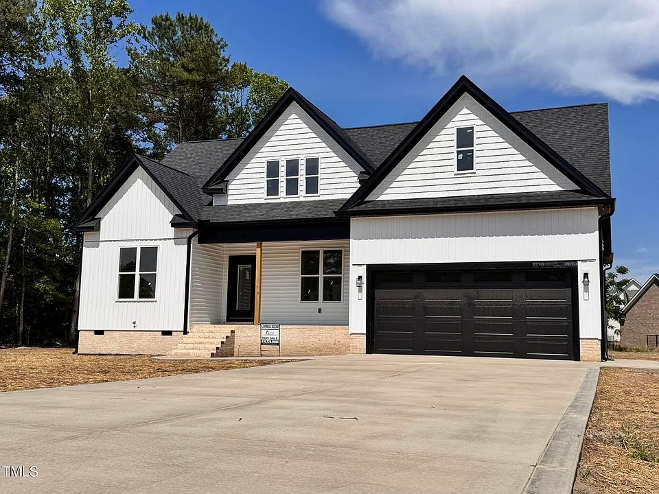 1st image of 808 Brighton Dr