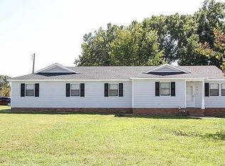 9016 Gladden Ct, Charlotte, NC 28227