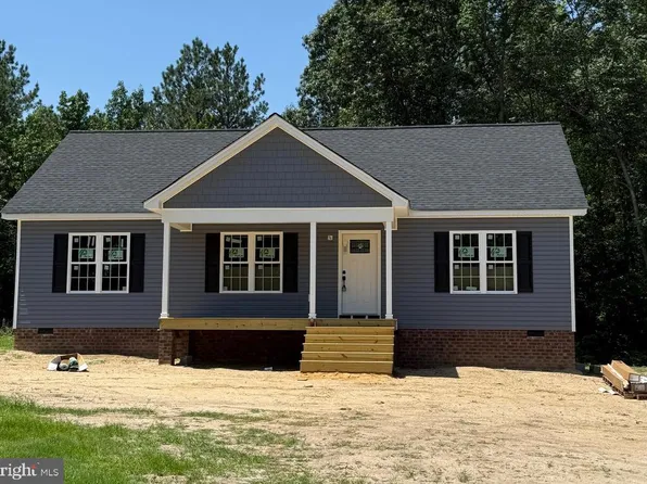 10560 Tidewater Trl, Champlain, VA 22438