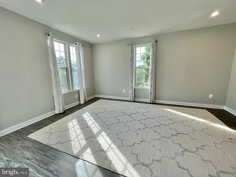 9537 Tall Oaks Rd — Photo 25