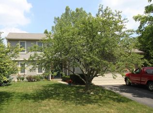 652 Lexington Ct, Westerville, OH 43081