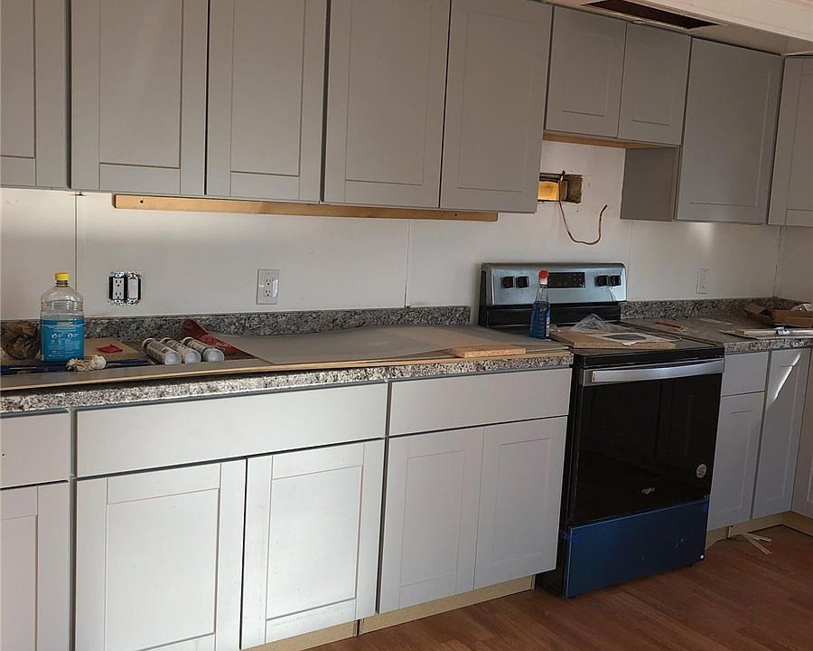 1st image of 137 Village Cir W #137