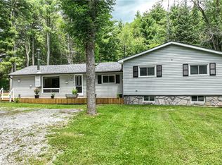 1118 Shamrock Marina Rd, Severn Bridge, ON P0E1N0