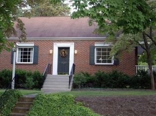 2320 Howard Rd SW, Roanoke, VA 24015