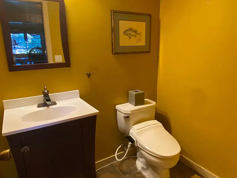 2444 Rogue River Hwy — Photo 7