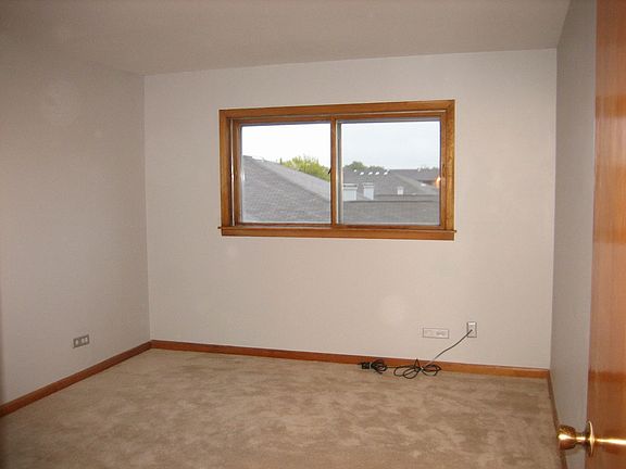  NEW BEDROOM CARPETING