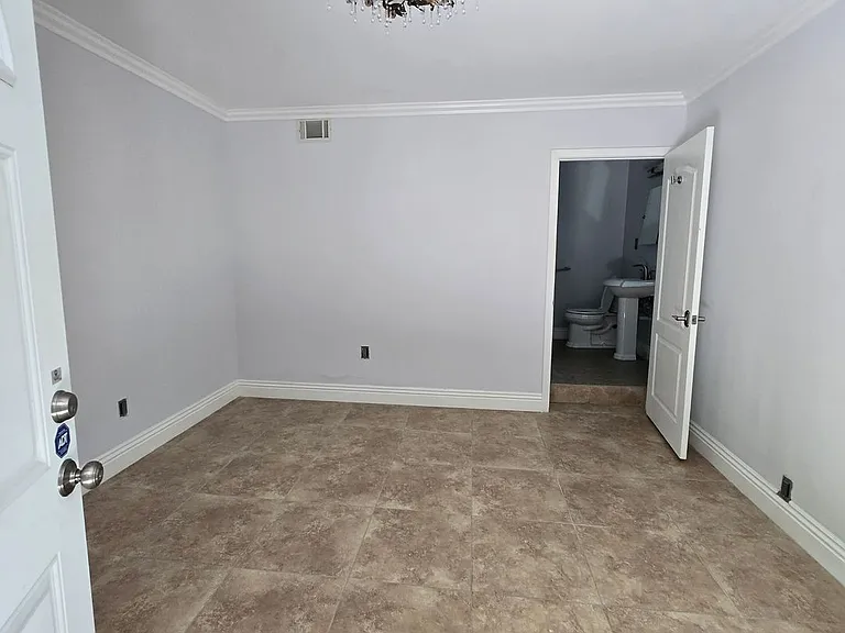 10310 Northvale Rd — Photo 7
