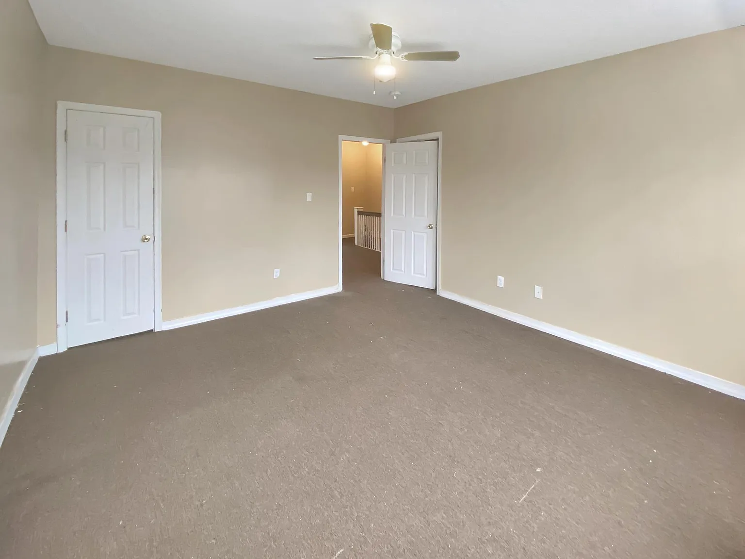 2 bed, 800 sqft, $1,075 — Photo 2