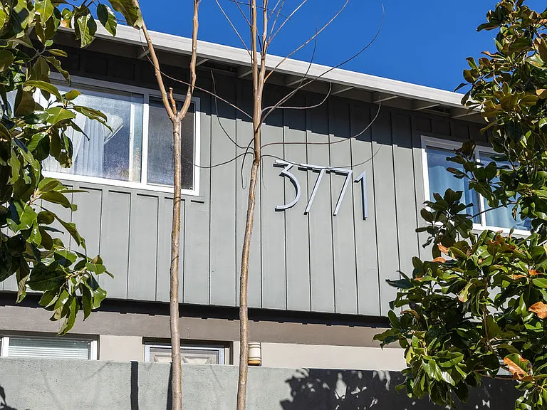3771 Miramar Way — Photo 2