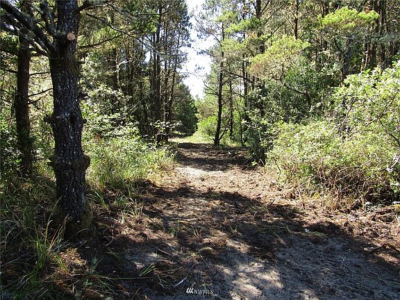 4th image of 0 W Sherman Avenue