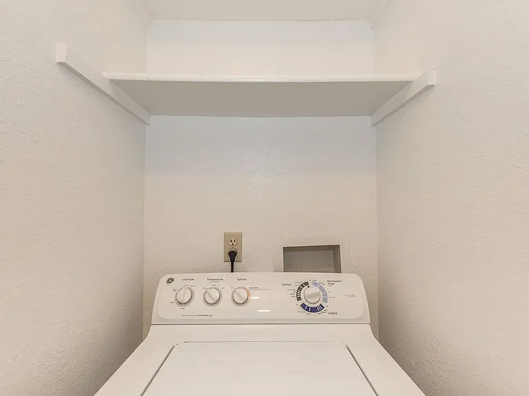 Wolfe Run Apartments — Photo 44