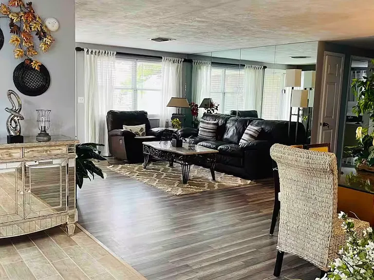4004 Baden Dr — Photo 21