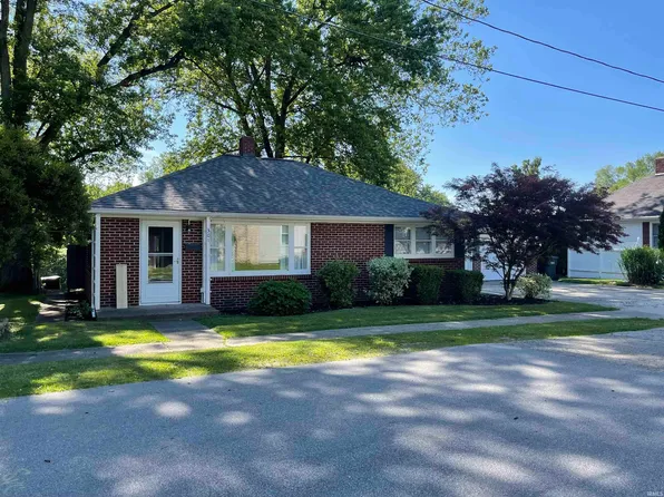 301 Simon St, Plymouth, IN 46563