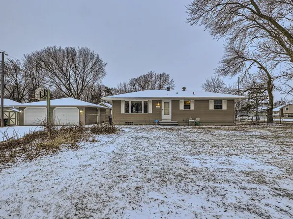 7011 117th Ave N, Champlin, MN 55316