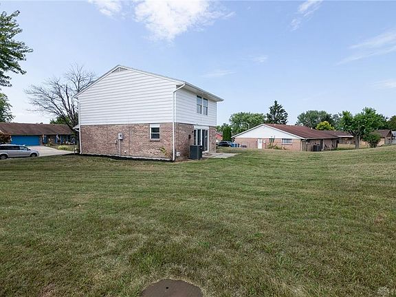 2nd image of 7078 Sandalview Dr