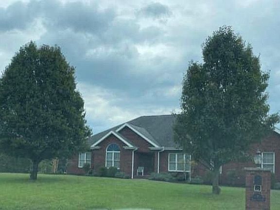 2nd image of 7 Village View Dr