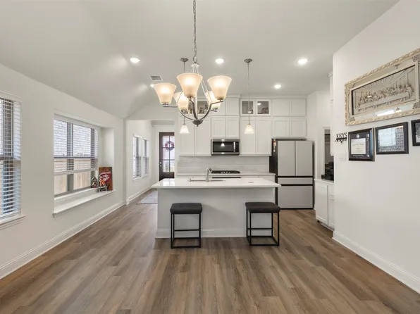 4131 Hudson St, Fate, TX 75087