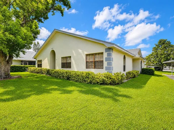 2749 Countryside Blvd APT 8, Clearwater, FL 33761