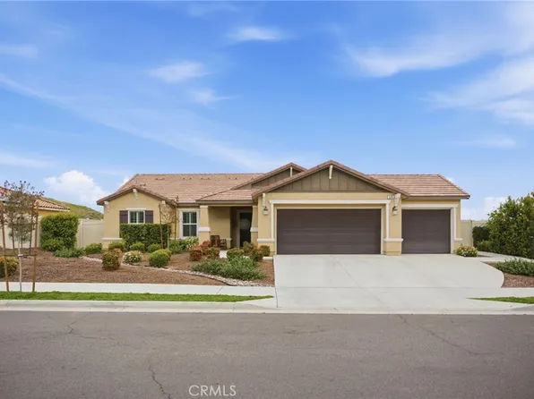 695 Qeweewish Ave, San Jacinto, CA 92582