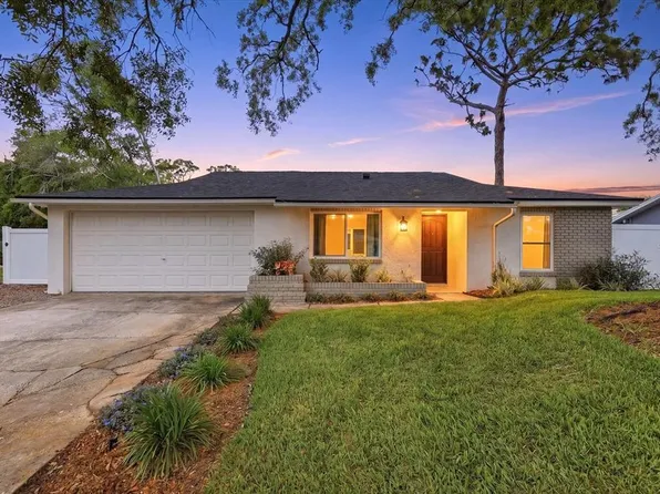 12021 107th Ct N, Largo, FL 33778