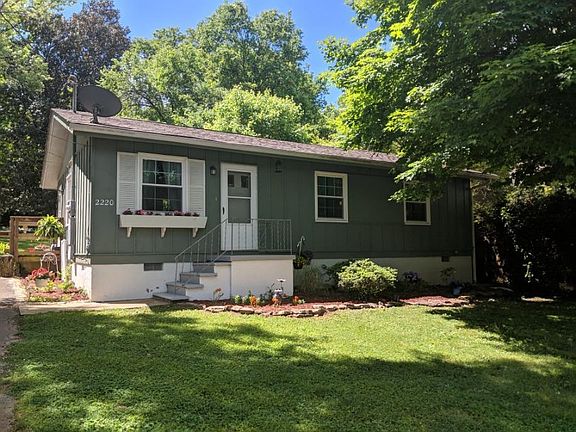 2nd image of 2220 Sylvania Ave