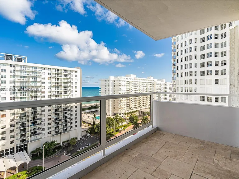 5700 Collins Ave #15D — Photo 16