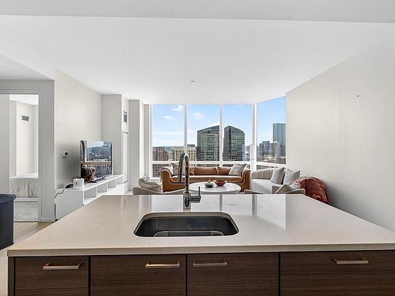 3rd image of 1 Franklin St #3212