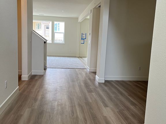 2nd image of 6887 Parker Peak Ct