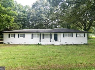 745 Kingsbridge Rd, Carrollton, GA 30117