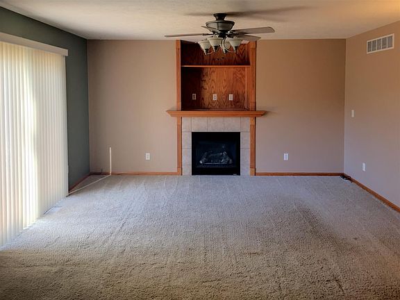 4th image of 917 Cypress Dr