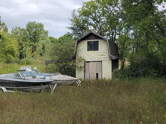 2nd image of 2791 E Remick Rd