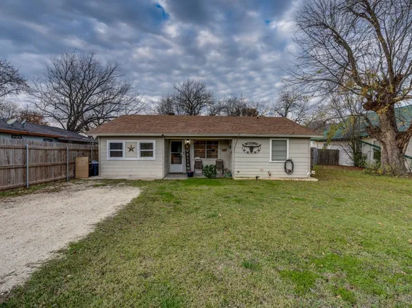 107 E North St, Itasca, TX 76055