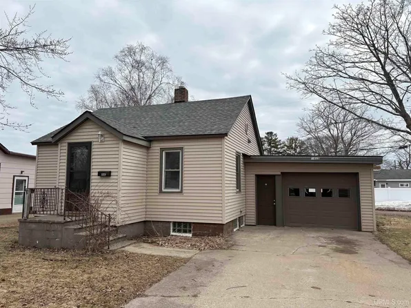 1609 S 14th St, Escanaba, MI 49829