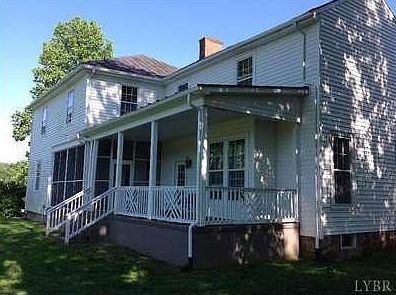 2nd image of 1214 Bishops Way