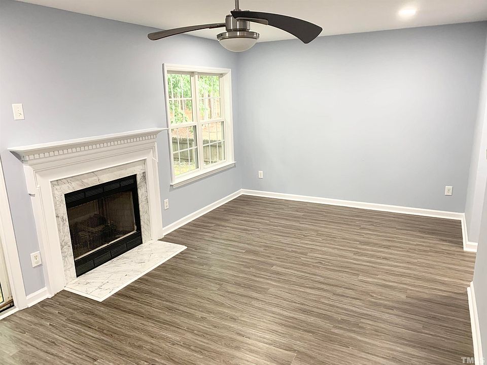 525 Arbor Creek Dr, Holly Springs, NC 27540 Zillow