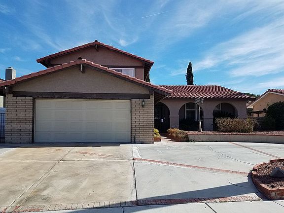 2nd image of 3926 Spitze Dr