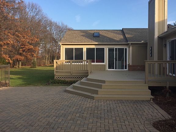 4th image of 8982 Wintercove Dr