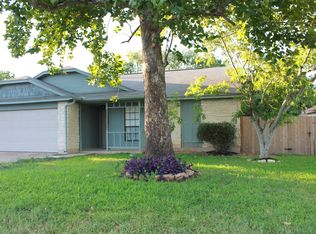 908 E Logan St, Round Rock, TX 78664