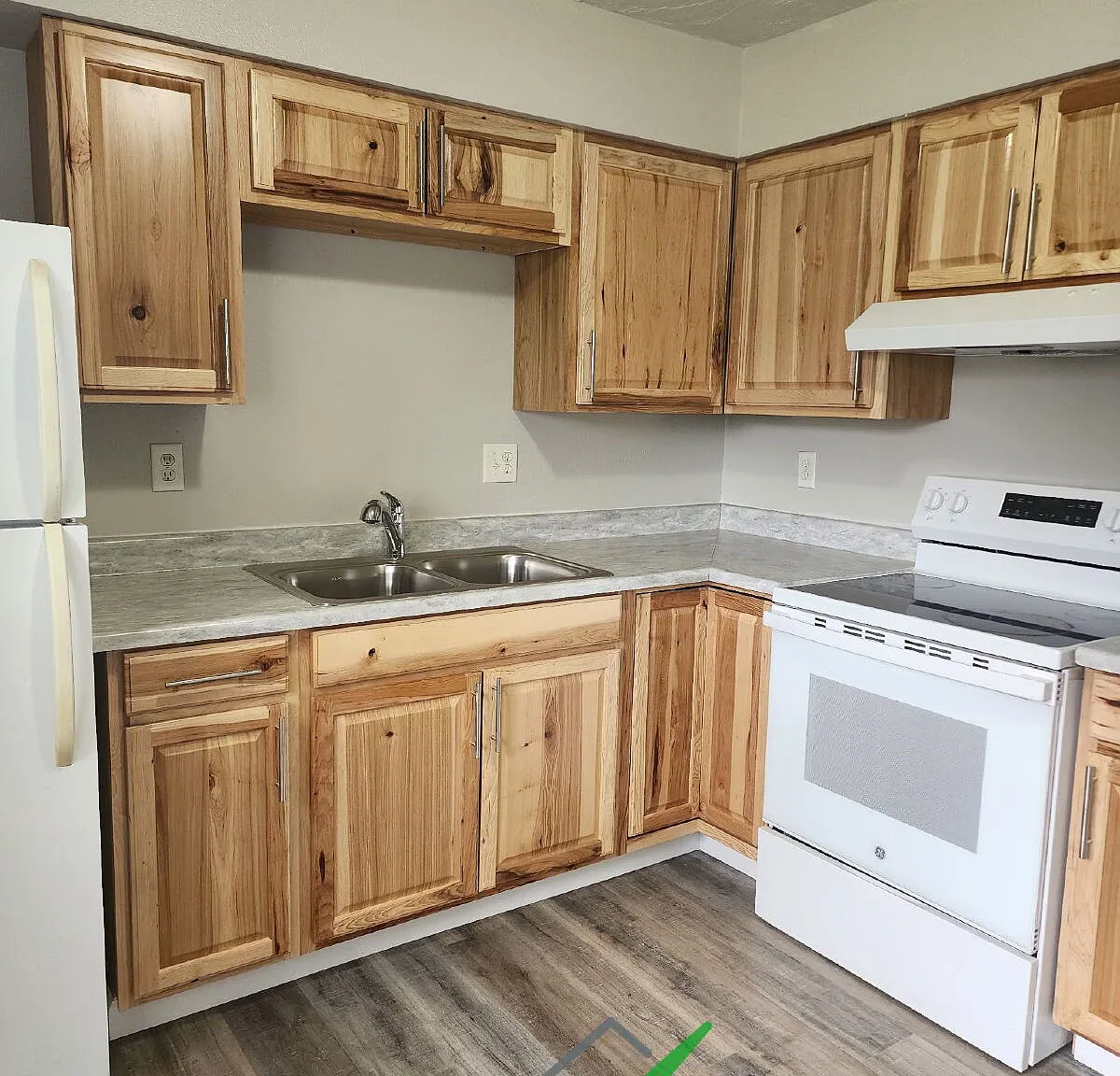 2 bed, 1.0 bath, 900 sqft, $1,095 — Photo 3