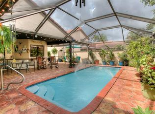 17519 NW 61st Pl, Hialeah, FL 33015