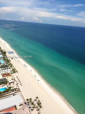 5th image of 18201 Collins Ave #5502
