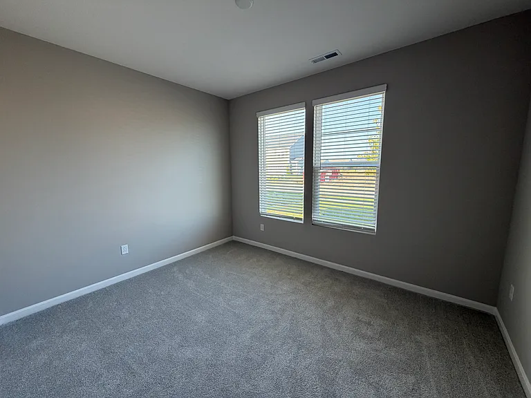 7150 Maidstone Cv — Photo 10