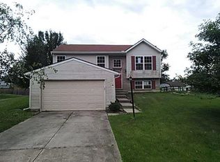 17 Sandpiper Ct, Amelia, OH 45102