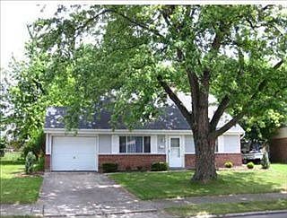 4th image of 1039 Frontier Dr