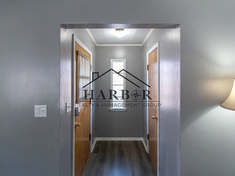 5th Avenue SE Duplex — Photo 18